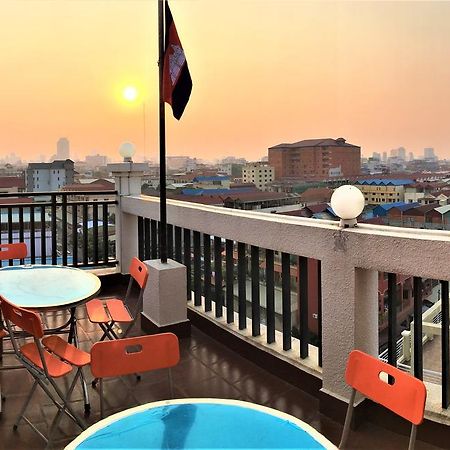 Lalune Hotel Phnom Penh Dış mekan fotoğraf