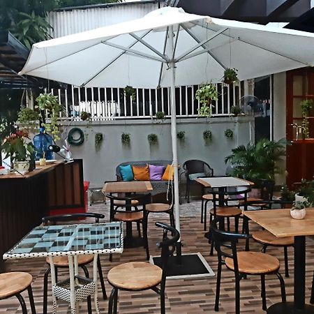 Lalune Hotel Phnom Penh Dış mekan fotoğraf