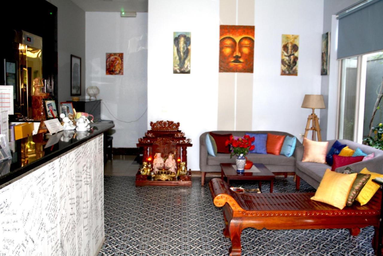Lalune Hotel Phnom Penh Dış mekan fotoğraf