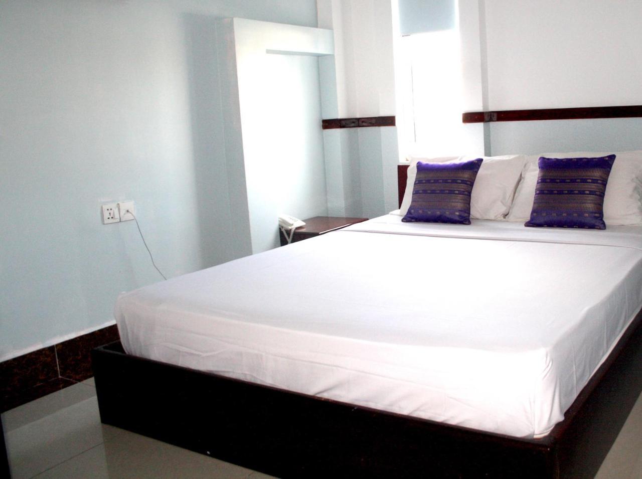 Lalune Hotel Phnom Penh Dış mekan fotoğraf